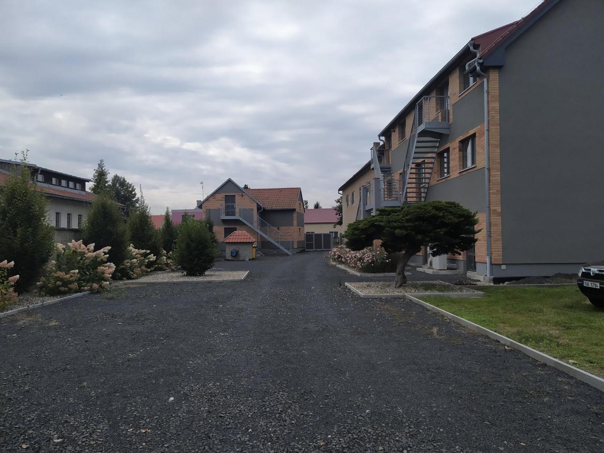 Ubytovani Na Statku Racice Εξωτερικό φωτογραφία